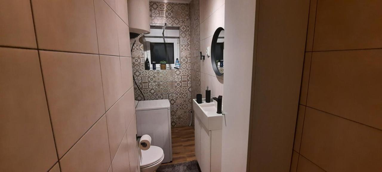 Apartman Twins Self Check In & Self Check Out Otočac Exteriör bild